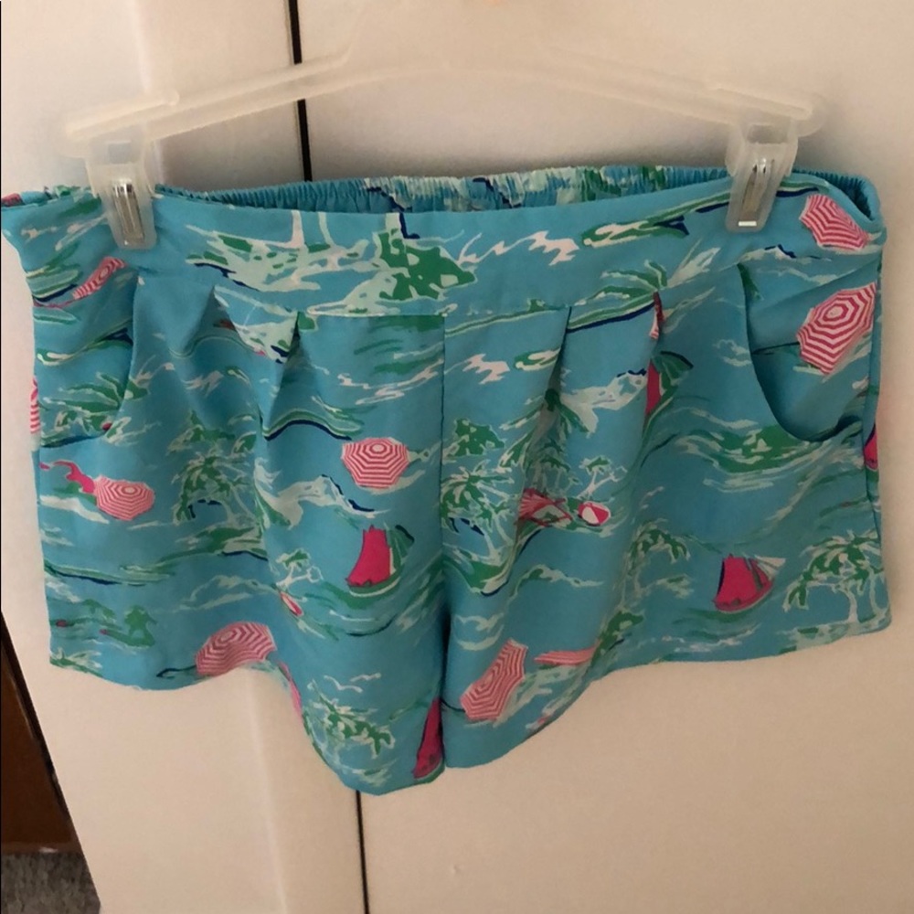 Beachy shorts